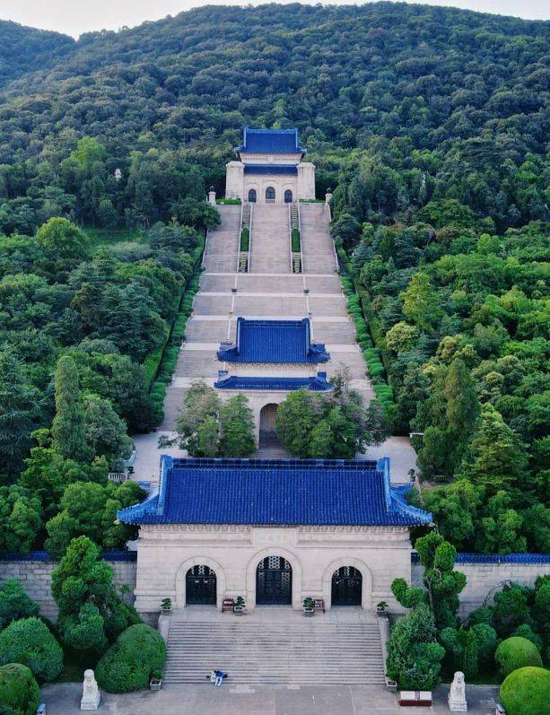 중산릉(中山陵)