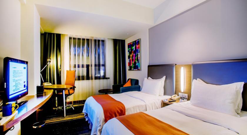대련 홀리데이 인 호텔 [Holiday Inn Express City Centre Dalian]