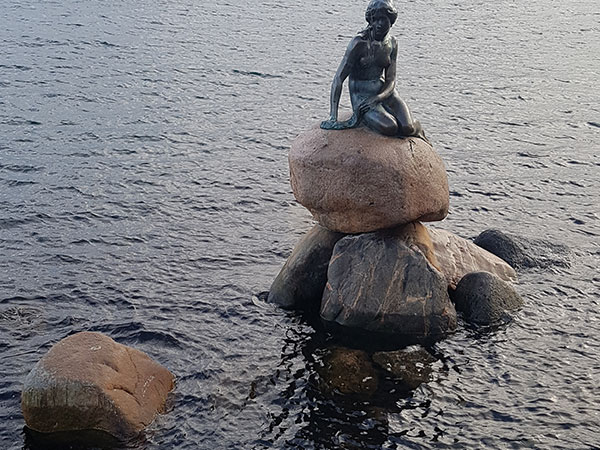 인어공주 동상