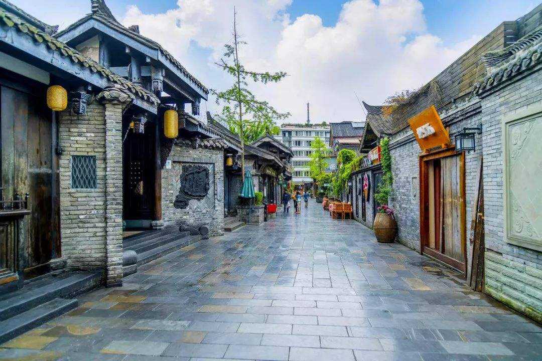 [실속] 성도/구채구/황룡 5일 사천항공/오후출발/고속열차(성도-구채구)/송판고성/관착항자 (사천항공) 2